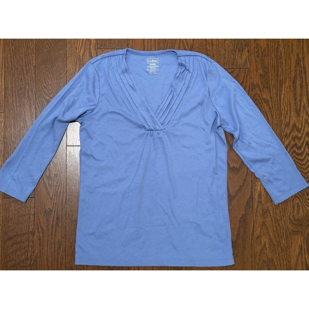 LL Bean V-Neck Top XS Blue Pintuck Front 3/4 Sleeve Supima Cotton Coastal Casual